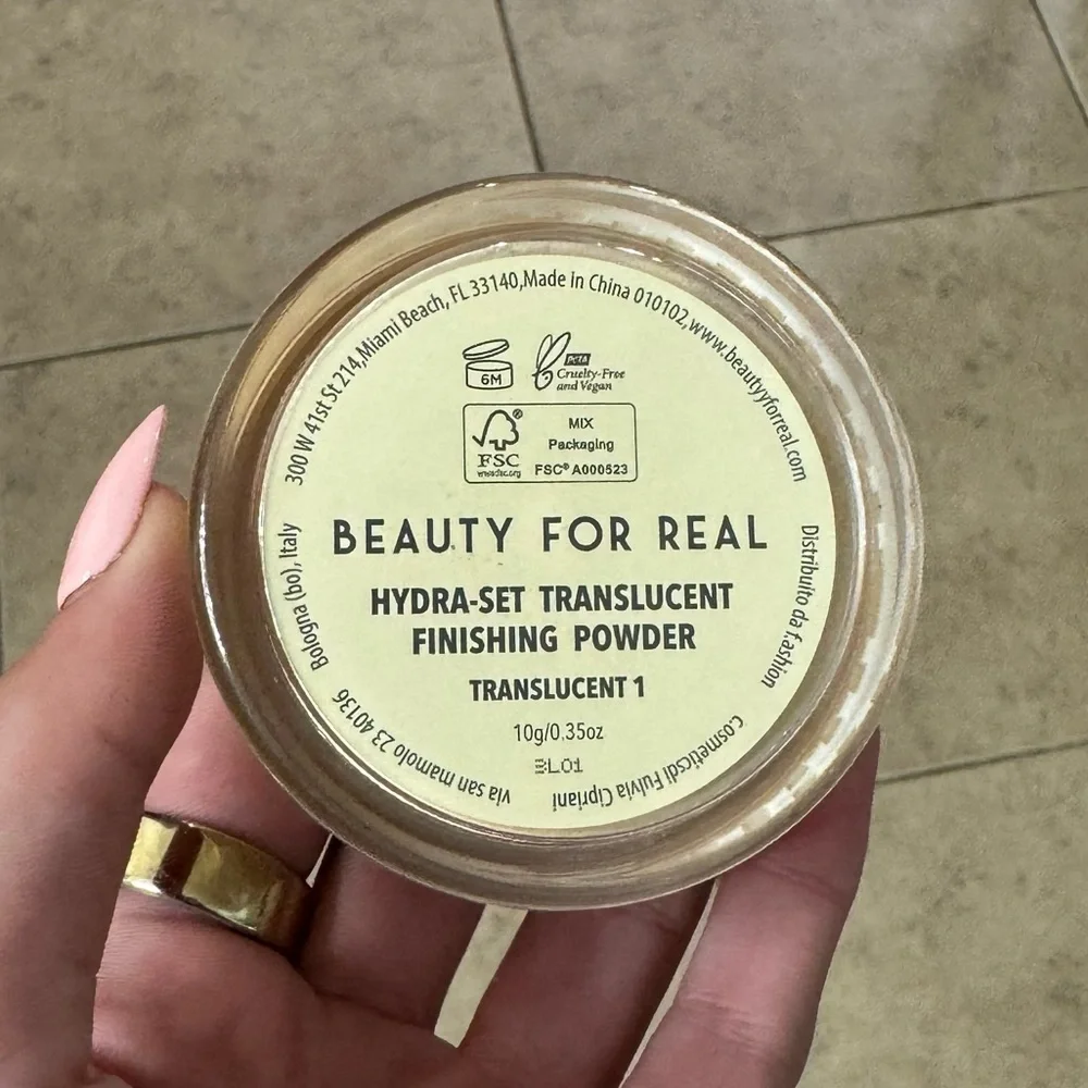 NEW Beauty For Real Hydra-Set Translucent Finishing Powder Compact